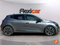 Usado Renault Clio Techno 91 CV (66 kW) 2024 Gris Utilitario