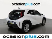Usado Toyota Aygo X Play 72 CV (52 kW) 2023 Blanco SUV