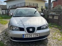 Usado Seat Cordoba Sport 130 CV (95 kW) 2003 Gris / plata Berlina