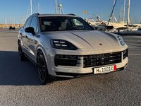 Usado Porsche Cayenne S E-Hybrid 519 CV (381 kW) 2024 Gris / plata SUV
