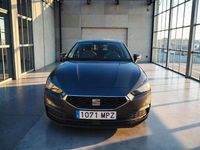 Usado Seat Leon Style 110 CV (80 kW) 2024 Gris Utilitario