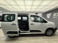 Usado Citroën Berlingo Live 102 CV (75 kW) 2022 Blanco Monovolumen