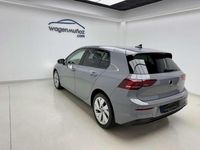 Usado VW Golf VIII 116 CV (85 kW) 2025 Gris Utilitario