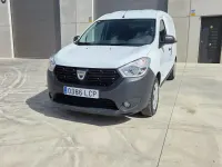 Usado Dacia Dokker Essentiel 100 CV (73 kW) 2019 Blanco Monovolumen