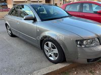 Usado Audi A4 Sport 180 CV (132 kW) 2004 Gris / plata Berlina