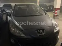 Usado Peugeot 308 110 HP (80 kW) 2008 Preto Sedan
