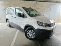 Usado Peugeot Rifter Active 100 CV (73 kW) 2020 Blanco Monovolumen