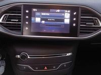 Usado Peugeot 308 Active 125 CV (91 kW) 2014 Blanco Berlina
