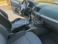 Usado Opel Astra Enjoy 105 CV (77 kW) 2006 Negro Berlina