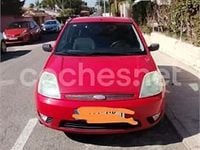 Usado Ford Fiesta Sport 103 CV (75 kW) 2003 Rojo Utilitario