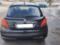 usado Peugeot 207 1.4HDI Confort