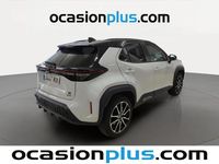 Usado Toyota Yaris Cross Sport 130 CV (95 kW) 2024 Gris SUV