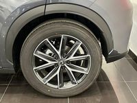 Usado Lexus LBX 136 CV (100 kW) 2024 Gris / plata SUV