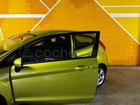 Usado Ford Fiesta Trend 68 CV (50 kW) 2008 Verde Utilitario