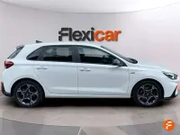 Usado Hyundai i30 N Line 120 CV (88 kW) 2022 Blanco Berlina
