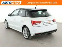 Usado Audi A1 Attraction 116 CV (85 kW) 2017 Blanco Utilitario