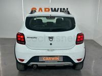 Usado Dacia Sandero Comfort 95 CV (69 kW) 2020 Blanco Utilitario