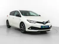 Usado Toyota Auris Hybrid 136 CV (100 kW) 2017 Blanco Berlina