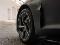 Usado Audi e-tron GT quattro Premium 350 kW (476 CV) 2021 Gris Berlina