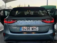 Usado Kia Ceed 100 CV (73 kW) 2023 Gris / plata Utilitario