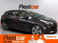 Usado Kia Ceed 136 CV (100 kW) 2018 Negro Utilitario
