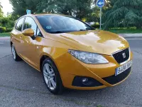 Usado Seat Ibiza Copa 90 CV (66 kW) 2011 Beige Berlina