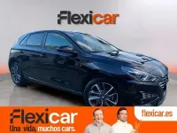 Usado Hyundai i30 110 CV (80 kW) 2024 Negro