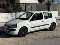 Usado Renault Clio II Authentique 60 CV (44 kW) 2002 Blanco Berlina