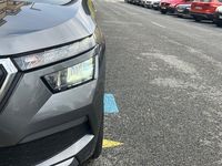 Usado Skoda Kamiq Ambition 110 CV (80 kW) 2023 Gris / plata SUV