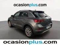 Usado VW T-Roc Life 110 CV (80 kW) 2024 Gris SUV
