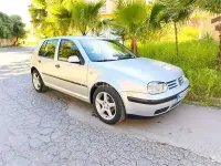 Usado VW Golf IV Conceptline 105 CV (77 kW) 2003 Gris / plata Berlina