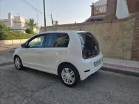 Usado VW up! high up! 75 CV (55 kW) 2016 Blanco Utilitario