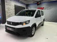 Usado Peugeot Rifter Active 102 CV (75 kW) 2020 Blanco Monovolumen