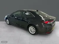 Usado Toyota Corolla Active 140 CV (102 kW) 2023 Blanco Berlina
