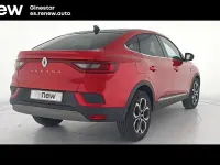 Usado Renault Arkana Techno 140 CV (102 kW) 2023 Rojo SUV