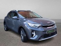 Usado Kia Stonic 84 CV (61 kW) 2023 Gris SUV