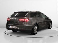 Usado Seat Leon Style 150 CV (110 kW) 2015 Gris / plata Familiar