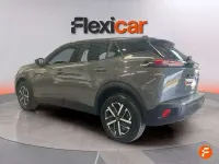 Usado Peugeot 2008 Active 102 CV (75 kW) 2023 Gris SUV