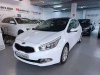Usado Kia Ceed 99 CV (72 kW) 2015 Blanco Utilitario