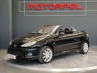 Usado Peugeot 206 138 CV (101 kW) 2002 Negro Descapotable