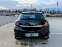 Usado Opel Astra GTC Enjoy 105 CV (77 kW) 2005 Negro Berlina