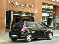 Usado Opel Corsa Cosmo 75 CV (55 kW) 2007 Negro Utilitario