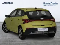 Usado Hyundai i20 84 CV (61 kW) 2024 Amarillo Berlina