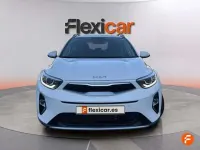 Usado Kia Stonic 101 CV (74 kW) 2025 Blanco SUV