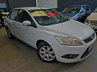 Begagnad Ford Focus Trend 109 HK (80 kW) 2010 Vit Sedan