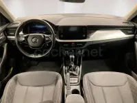 Usado Skoda Kamiq Ambition 110 CV (80 kW) 2022 Negro SUV