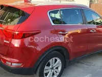 Usado Kia Sportage 115 CV (84 kW) 2016 Rojo SUV