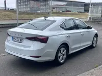 Usado Skoda Octavia Ambition 116 CV (85 kW) 2022 Blanco Utilitario