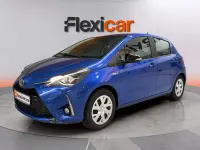 Usado Toyota Yaris Hybrid Business Edition 116 CV (85 kW) 2020 Azul Berlina