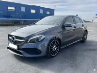 Usado Mercedes A180 122 CV (89 kW) 2018 Gris / plata Berlina